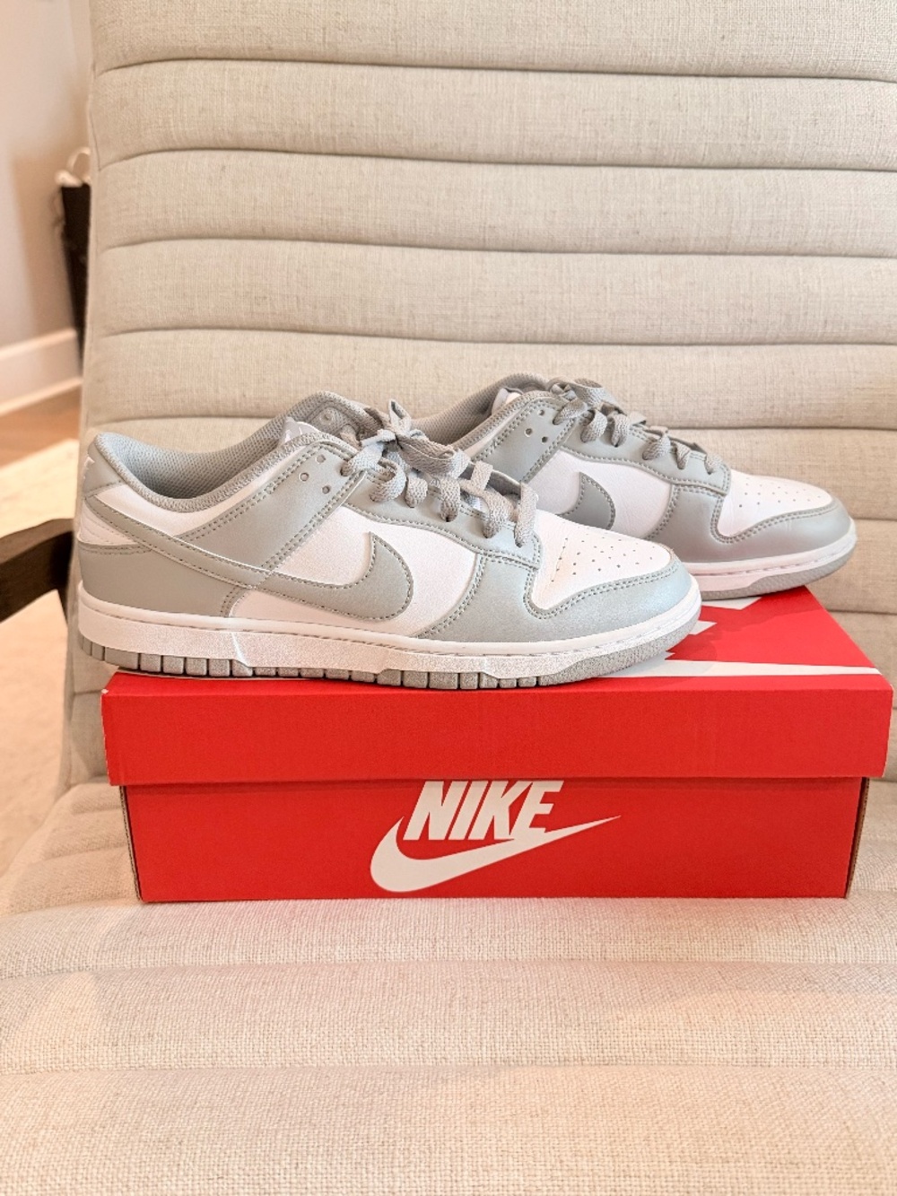 Men's Nike Dunk Low Retro Sneakers, Sz 8.5